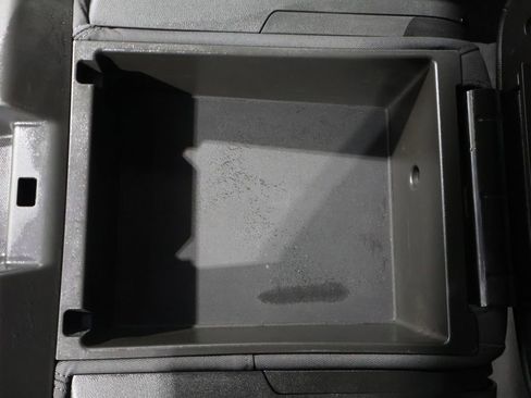 Used 2022 Chevrolet Silverado 1500 Custom image 32