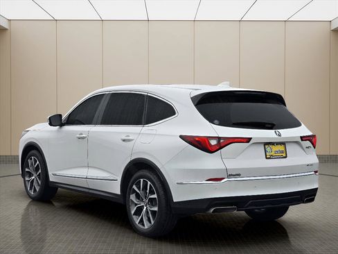 Used 2023 Acura MDX SH-AWD w/ Technology Package image 24