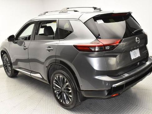Certified 2026 Nissan Rogue Platinum w/ Platinum Premium Package AWD/4WD image 7