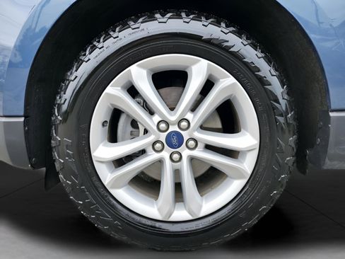 Used 2019 Ford Edge SEL w/ Equipment Group 201A image 5