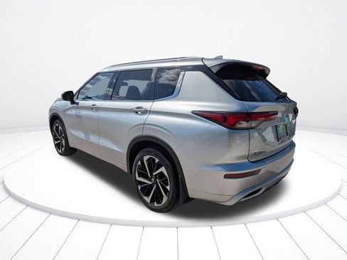 Used 2024 Mitsubishi Outlander SEL image 6