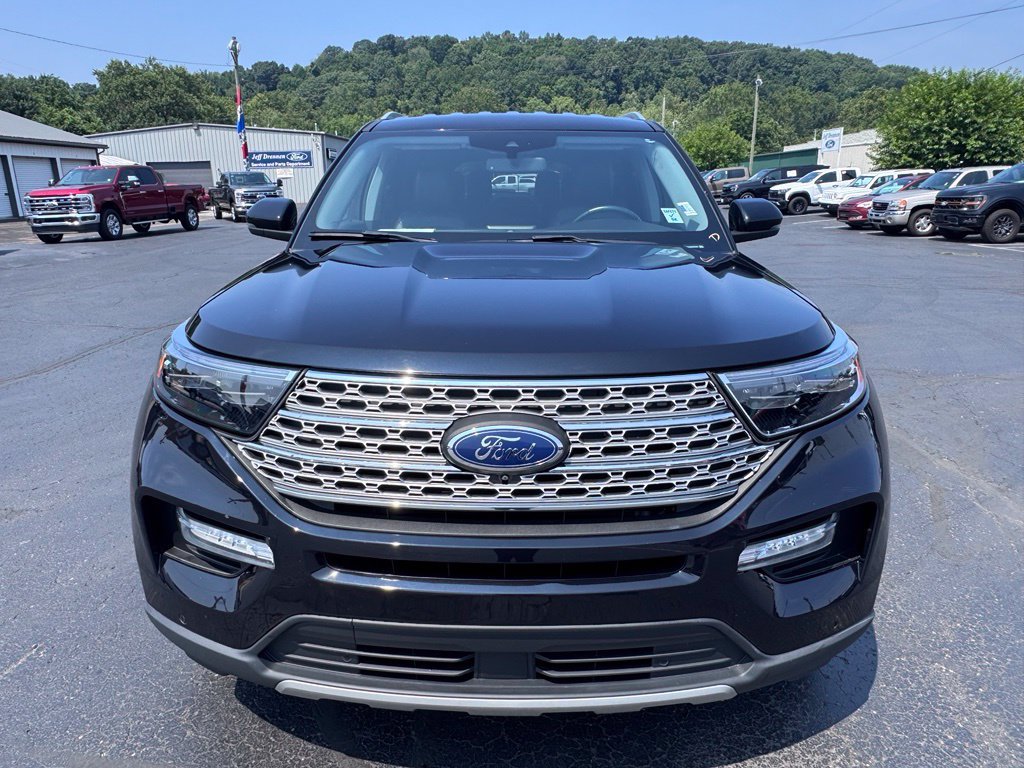 Used 2022 Ford Explorer Limited w/ Equipment Group 301A AWD/4WD image 7