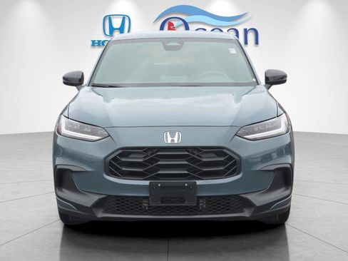 Used 2023 Honda HR-V Sport image 8