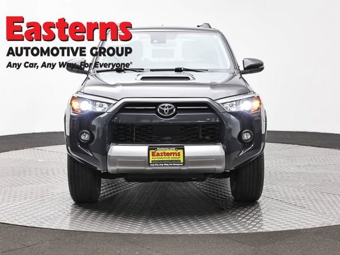 Used 2024 Toyota 4Runner TRD Off-Road Premium AWD/4WD image 2
