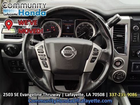 Used 2019 Nissan Titan PRO-4X AWD/4WD image 27