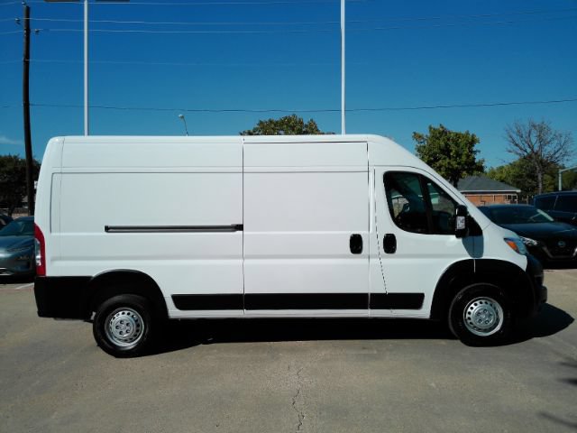 Used 2025 RAM ProMaster 3500 w/ Convenience Group FWD image 4
