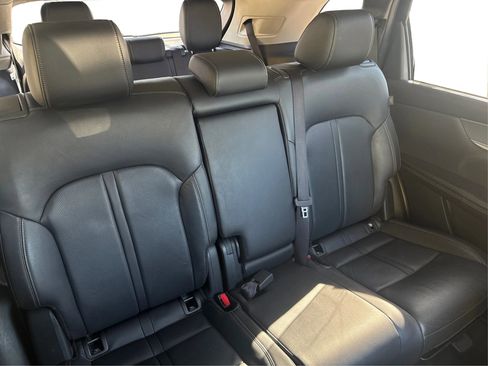 Used 2024 MAZDA CX-90 3.3 Turbo w/ Preferred Plus image 12