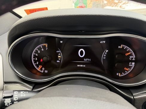 Used 2018 Jeep Grand Cherokee Limited w/ Trailer Tow Group IV image 15