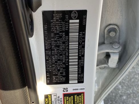 Used 2023 Toyota Camry SE image 15