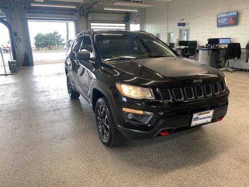 Used 2020 Jeep Compass Trailhawk AWD/4WD image 3