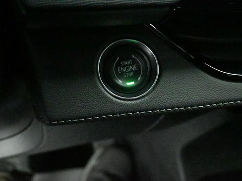 Used 2025 Buick Enclave Preferred w/ Power Package image 46