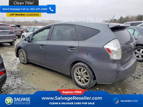 Used 2012 Toyota Prius V Two FWD image 3