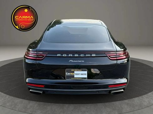 Used 2017 Porsche Panamera RWD image 4