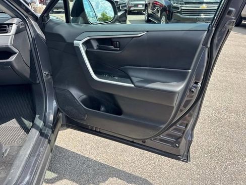 Used 2023 Toyota RAV4 LE FWD image 20