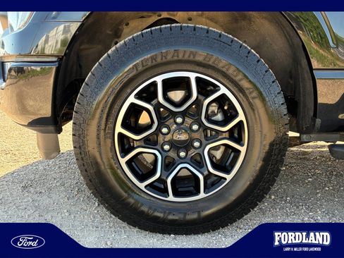Used 2021 Ford F150 XLT w/ Equipment Group 302A High AWD/4WD image 26