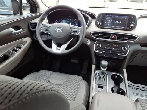 Used 2019 Hyundai Santa Fe SEL image 4