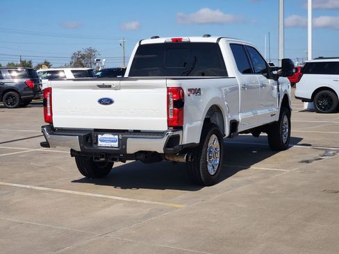 Certified 2024 Ford F250 Lariat w/ Chrome Package image 7