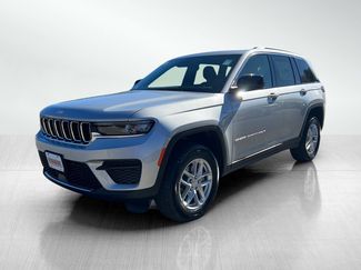 New 2025 Jeep Grand Cherokee Laredo X w/ Luxury Tech Group I video 2