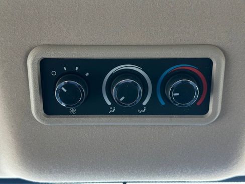 New 2025 Chevrolet Express 3500 LS image 22