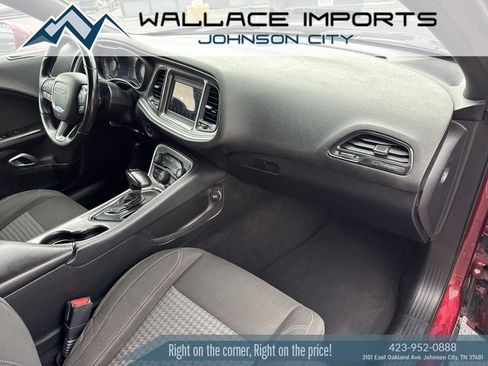 Used 2020 Dodge Challenger SXT w/ Blacktop Package RWD image 38