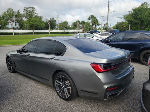 Used 2020 BMW 740i xDrive w/ M Sport Package AWD/4WD image 18