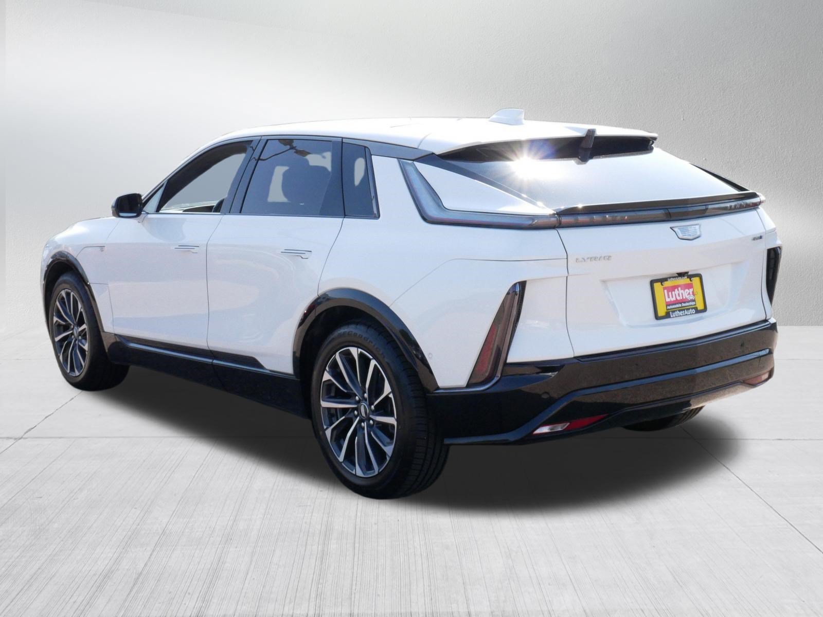 Used 2024 Cadillac Lyriq Sport RWD image 5