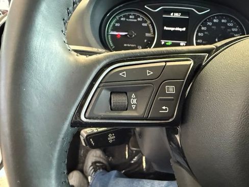 Used 2018 Audi A3 e-tron Premium FWD image 20