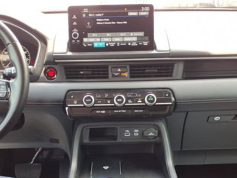 Certified 2025 Honda Pilot EX-L image 19