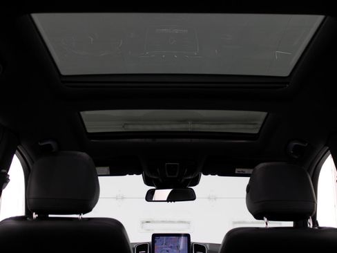 Used 2018 Mercedes-Benz GLS 450 4MATIC w/ Premium Package image 73