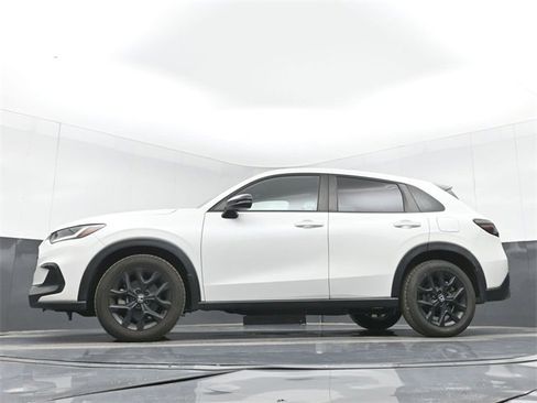 Used 2023 Honda HR-V Sport image 43