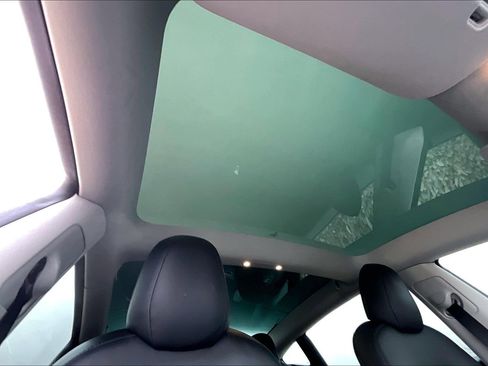 Used 2022 Tesla Model 3 Long Range image 19