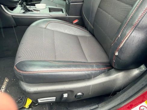 Used 2016 Toyota Camry SE FWD image 6