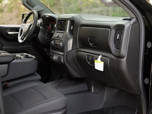 New 2025 Chevrolet Silverado 1500 Custom image 34