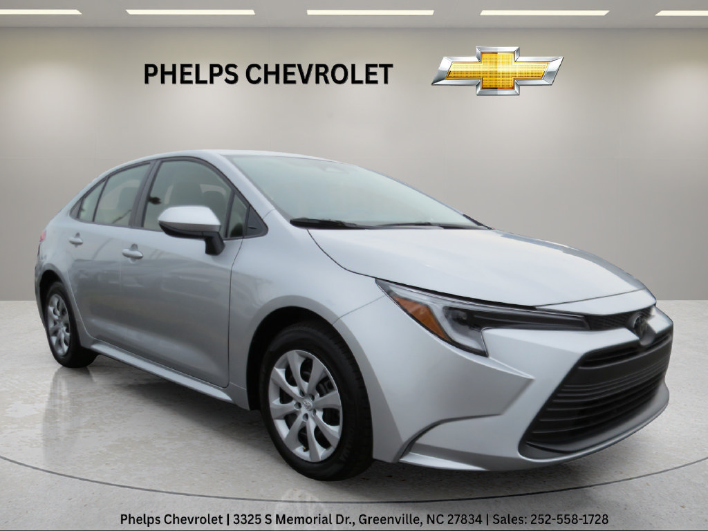 Used 2026 Toyota Corolla LE FWD image 3