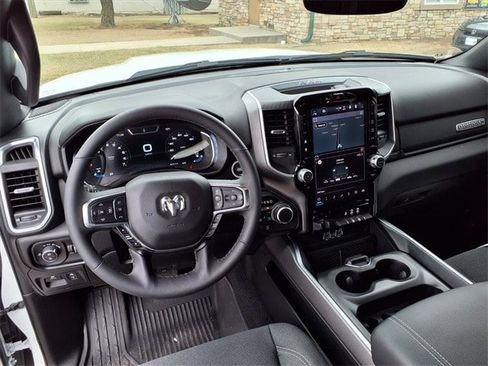 Used 2025 RAM 1500 Big Horn image 11