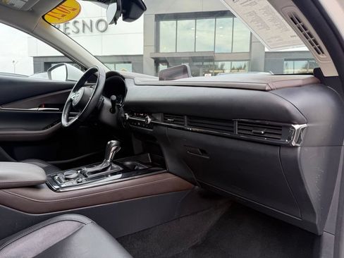 Used 2021 MAZDA CX-30 FWD 2.5 S w/ Premium Package image 17
