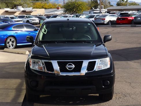 Used 2018 Nissan Frontier SV image 15