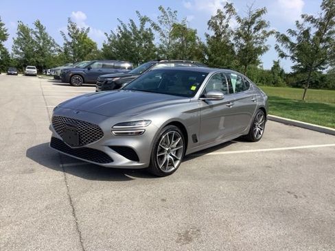 Used 2025 Genesis G70 2.5T AWD/4WD image 2