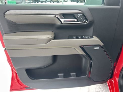 Used 2022 Chevrolet Silverado 1500 ZR2 w/ Technology Package image 15