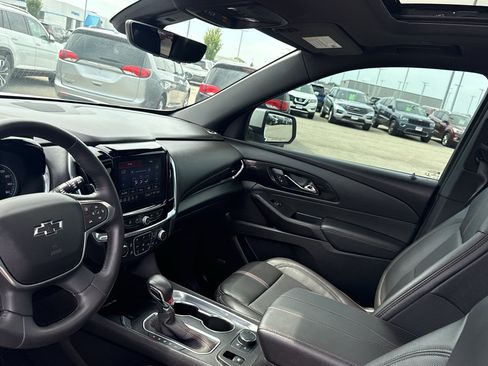 Used 2022 Chevrolet Traverse RS AWD/4WD image 27