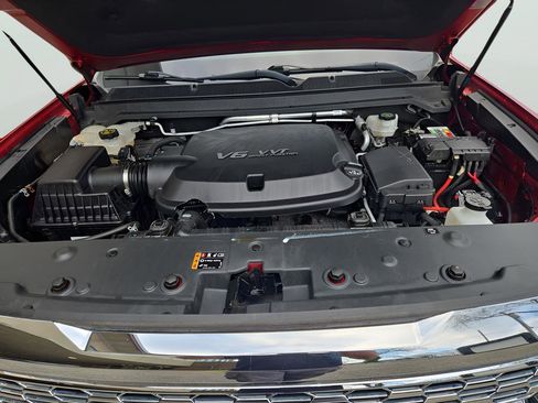 Used 2021 GMC Canyon Denali image 16