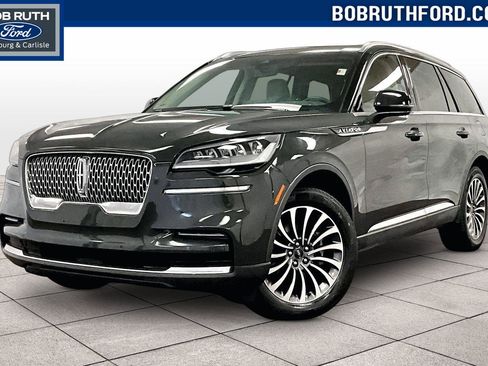 Used 2022 Lincoln Aviator Standard w/ Premium Package image 1
