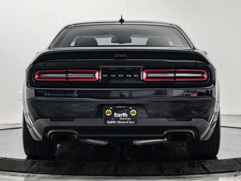 Used 2022 Dodge Challenger SRT Hellcat RWD image 15