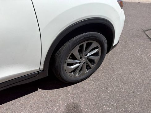 Used 2015 Nissan Rogue SL w/ SL Premium Package AWD/4WD image 14