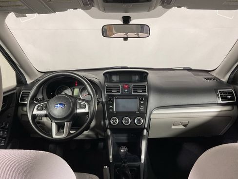 Used 2018 Subaru Forester 2.5i AWD/4WD image 21