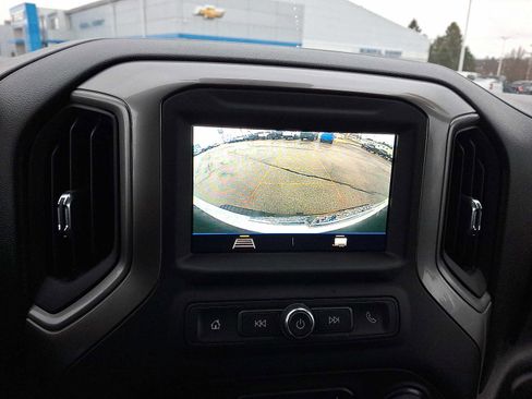 Used 2023 Chevrolet Silverado 2500 Custom image 16