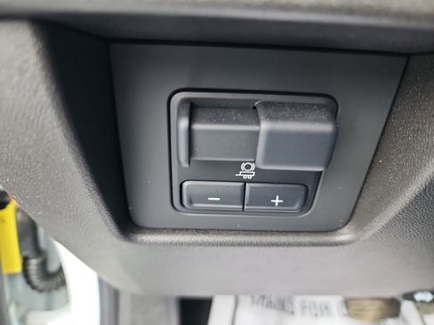 Certified 2023 GMC Canyon AT4 w/ AT4 Premium Package image 22