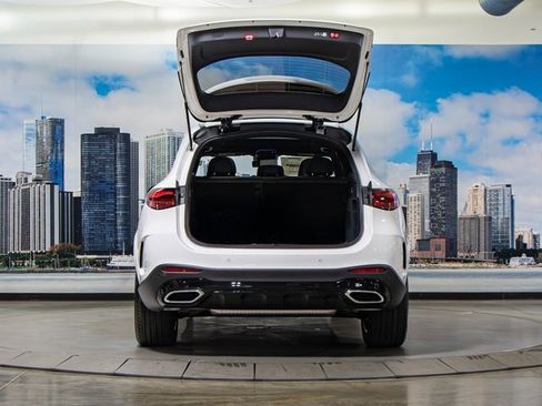 New 2026 Mercedes-Benz GLC 300 4MATIC image 12