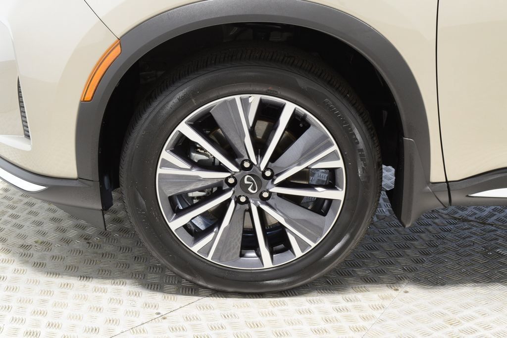 Used 2026 INFINITI QX60 Luxe w/ Family Package AWD/4WD image 40