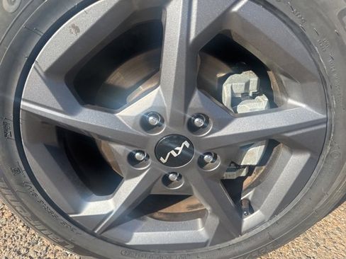 Used 2025 Kia K4 LXS image 7